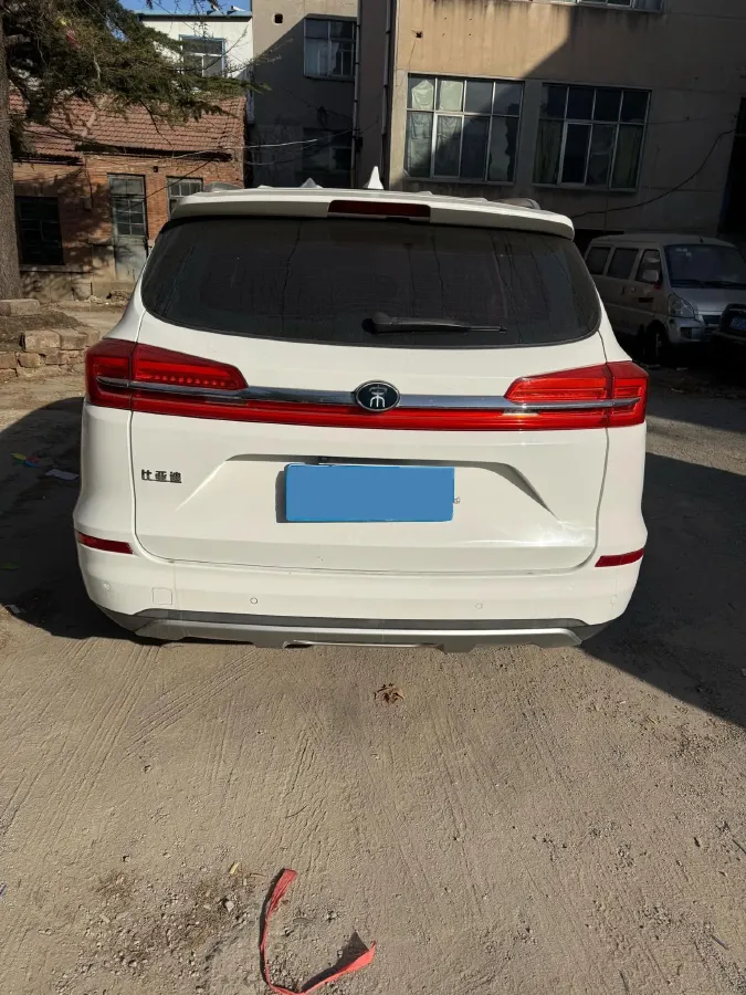 2020 BYD Song 1.5T 160HP L4 6MT,autocango,china used car exporter,china ev exporter,chinese used car exporter,chinese used ev exporter