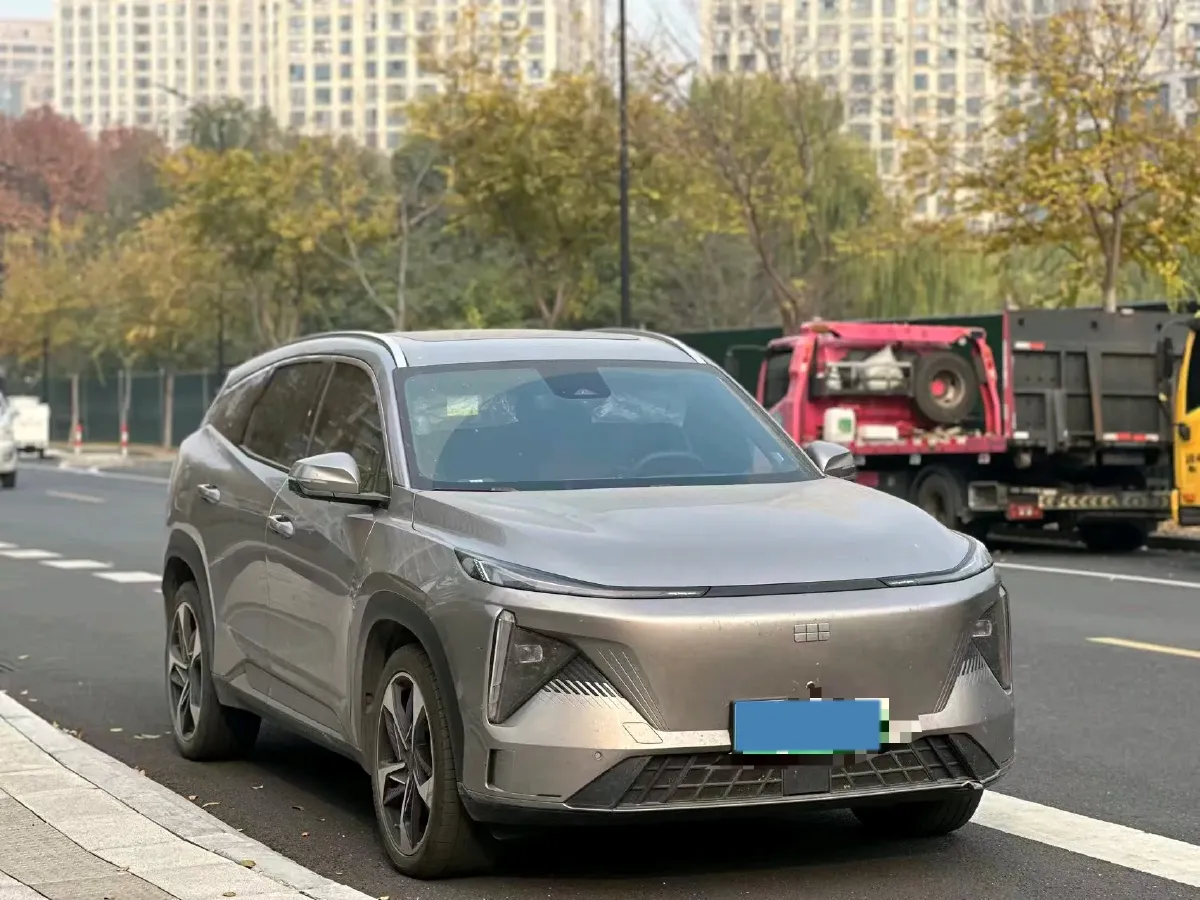 2023 Geely Galaxy L7 1.5T 163HP L4 3DHT PHEV 18.7KWH,autocango,china used car exporter,china ev exporter,chinese used car exporter,chinese used ev exporter