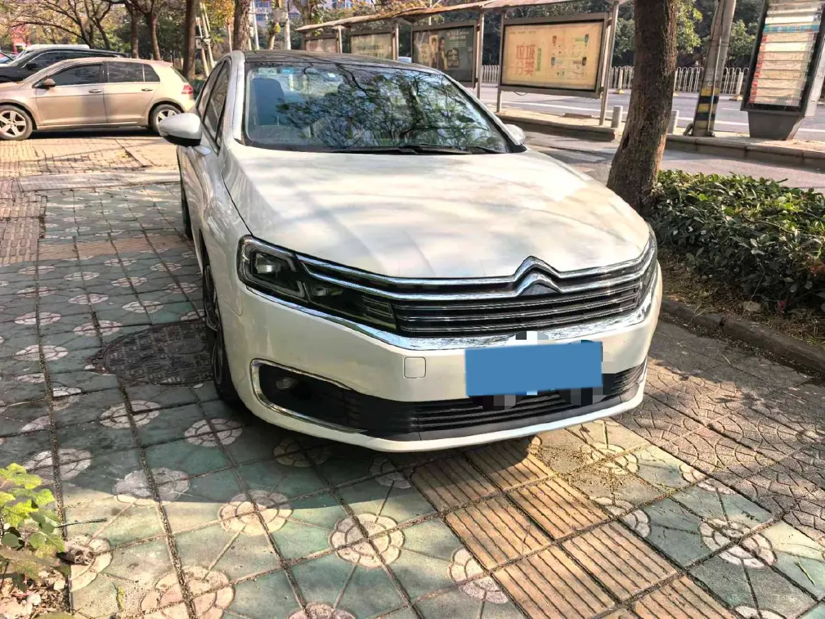 2017 Citroen C6 1.8T 204HP L4 6AT,autocango,china used car exporter,china ev exporter,chinese used car exporter,chinese used ev exporter