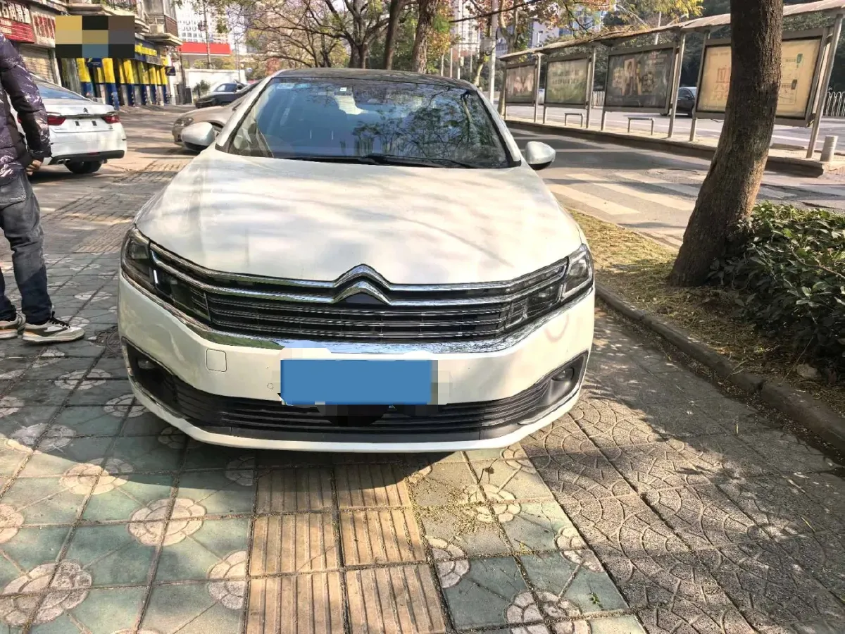 2017 Citroen C6 1.8T 204HP L4 6AT,autocango,china used car exporter,china ev exporter,chinese used car exporter,chinese used ev exporter