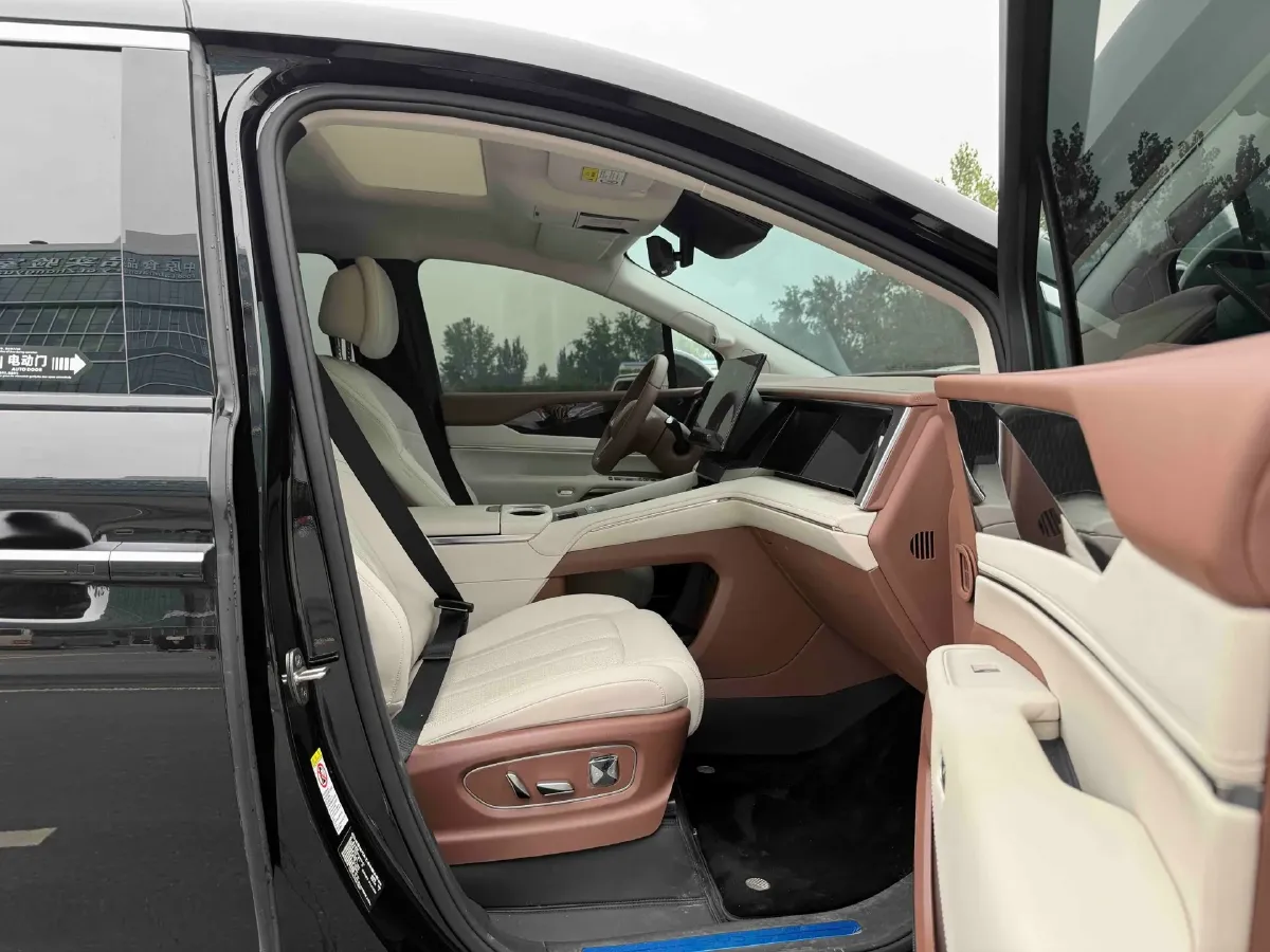 2025 BYD Xia 1.5T 156HP L4 E-CVT PHEV 36.6KWH,autocango,china used car exporter,china ev exporter,chinese used car exporter,chinese used ev exporter