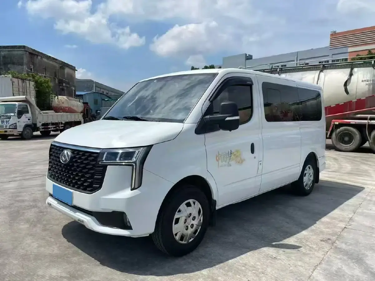 2024 MAXUS XinTu V80 2.0T 126HP L4 6MT