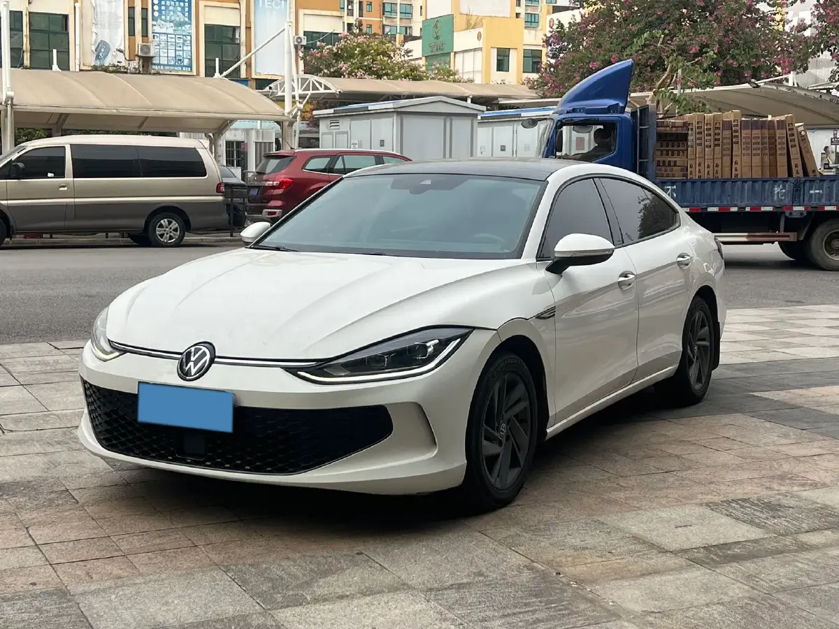 2022 Skoda Superb 2.0T 186HP L4 7DCT