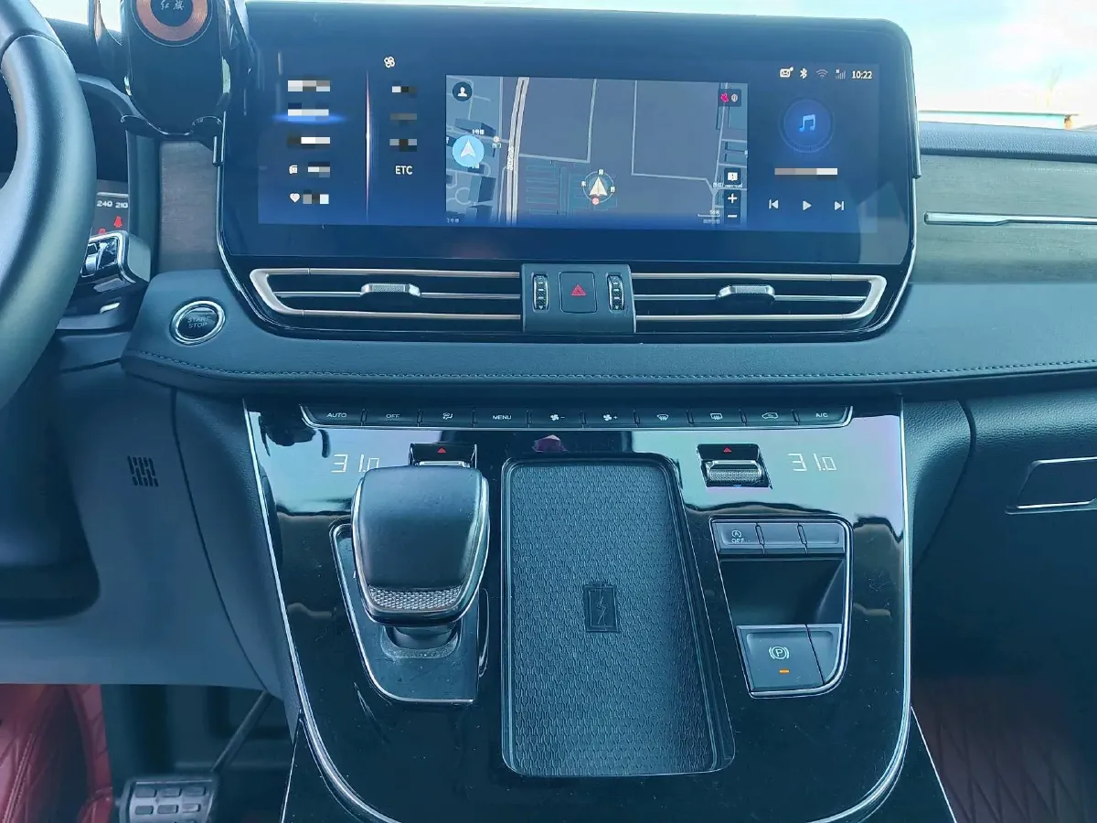 2023 HongQi HQ9 2.0T 252HP L4 8AT,autocango,china used car exporter,china ev exporter,chinese used car exporter,chinese used ev exporter