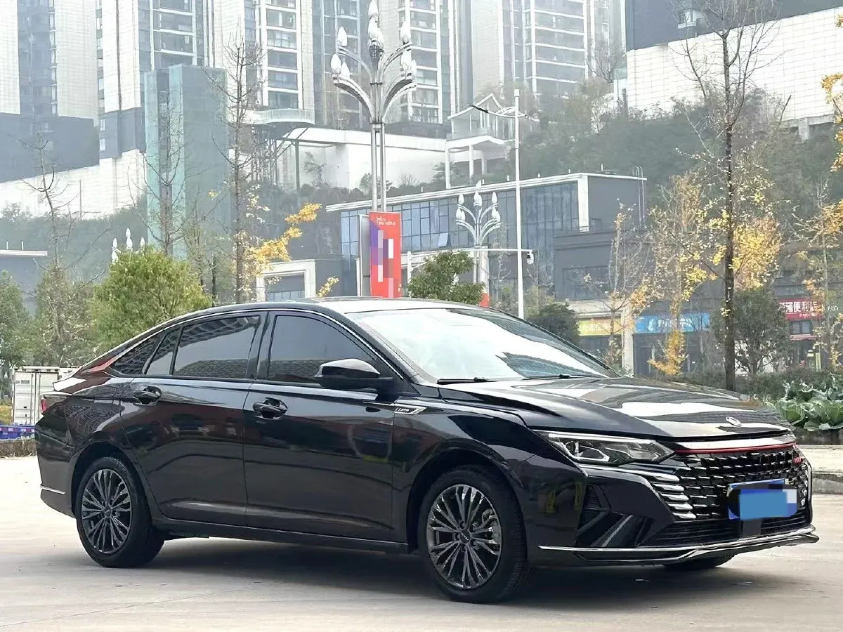 2021 DongFeng Aeolus YiXuan MAX 1.5T 190HP L4 7DCT,autocango,china used car exporter,china ev exporter,chinese used car exporter,chinese used ev exporter