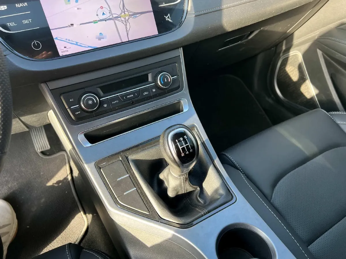 2018 Geely Emgrand 1.5L 109HP L4 5MT,autocango,china used car exporter,china ev exporter,chinese used car exporter,chinese used ev exporter