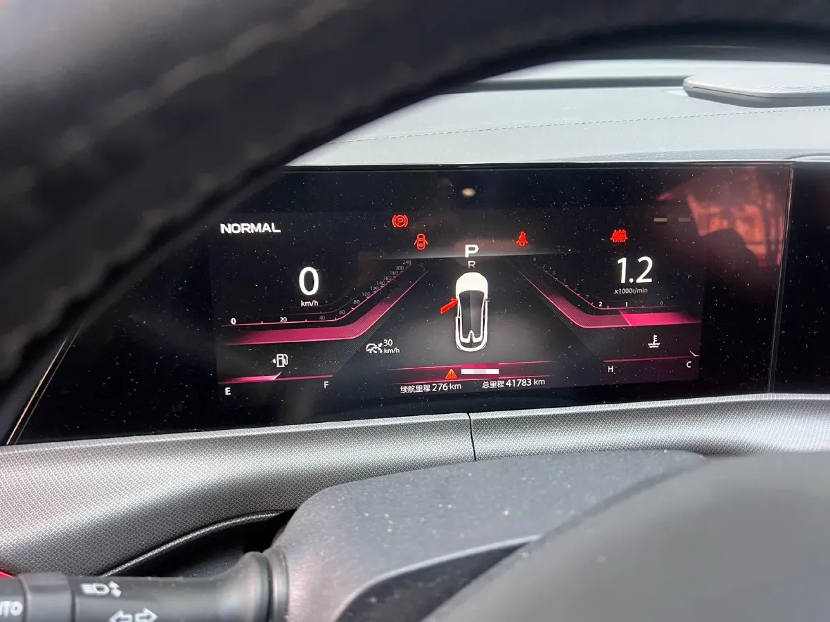 2020 ChangAn UNI-T 1.5T 180HP L4 7DCT,autocango,china used car exporter,china ev exporter,chinese used car exporter,chinese used ev exporter