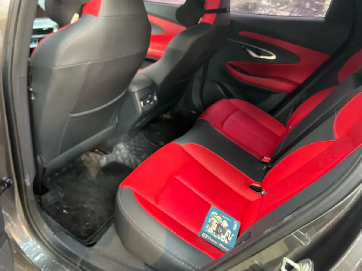 2020 ChangAn UNI-T 1.5T 180HP L4 7DCT,autocango,china used car exporter,china ev exporter,chinese used car exporter,chinese used ev exporter