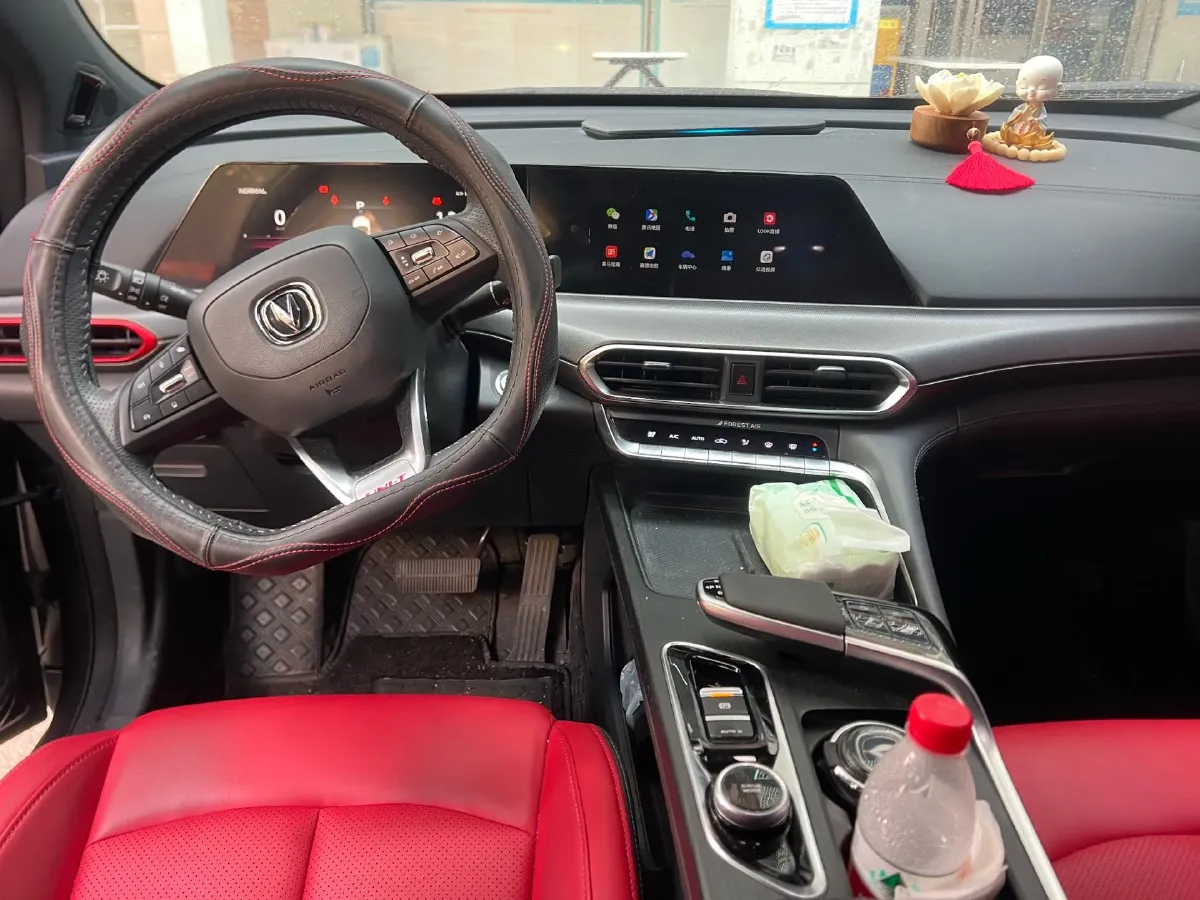 2020 ChangAn UNI-T 1.5T 180HP L4 7DCT,autocango,china used car exporter,china ev exporter,chinese used car exporter,chinese used ev exporter