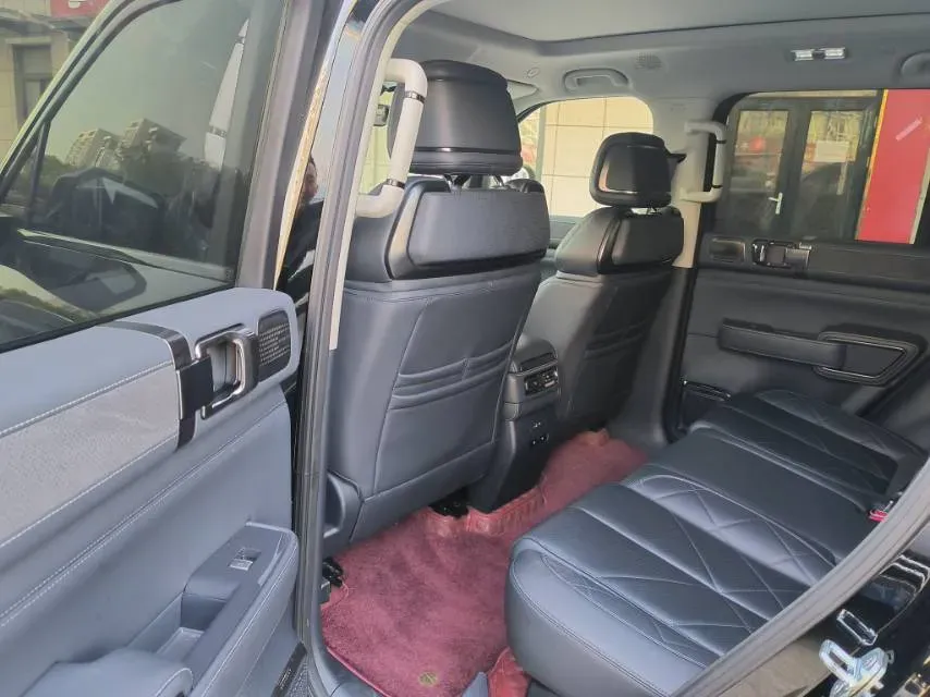 2023 FangChengBao Bao 5 1.5T 194HP L4 E-CVT PHEV 31.8KWH,autocango,china used car exporter,china ev exporter,chinese used car exporter,chinese used ev exporter