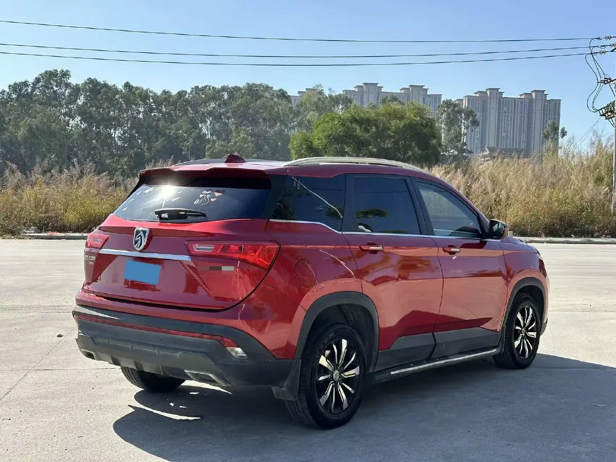 2018 BaoJun 530 1.5T 150HP L4 6DCT,autocango,china used car exporter,china ev exporter,chinese used car exporter,chinese used ev exporter