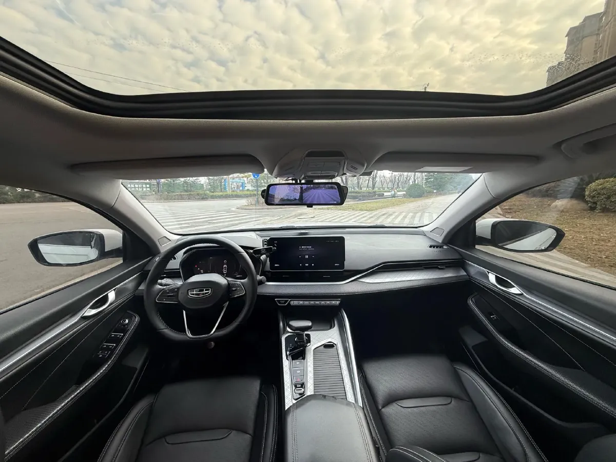 2020 Geely Binray 1.0T 133HP L3 6DCT,autocango,china used car exporter,china ev exporter,chinese used car exporter,chinese used ev exporter