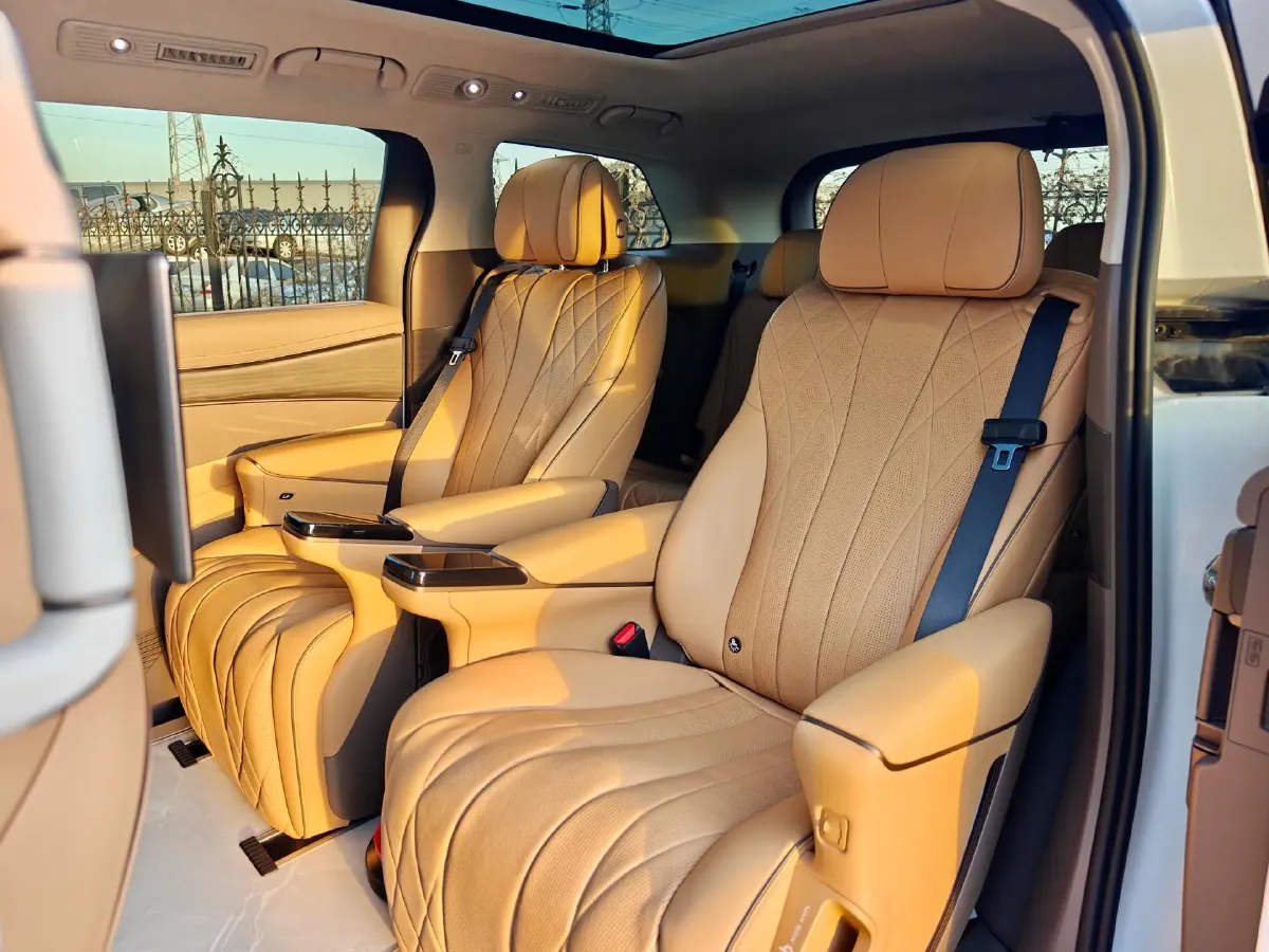 2022 Honda Odyssey 2.0L 146HP L4 E-CVT Hybrid,autocango,china used car exporter,china ev exporter,chinese used car exporter,chinese used ev exporter