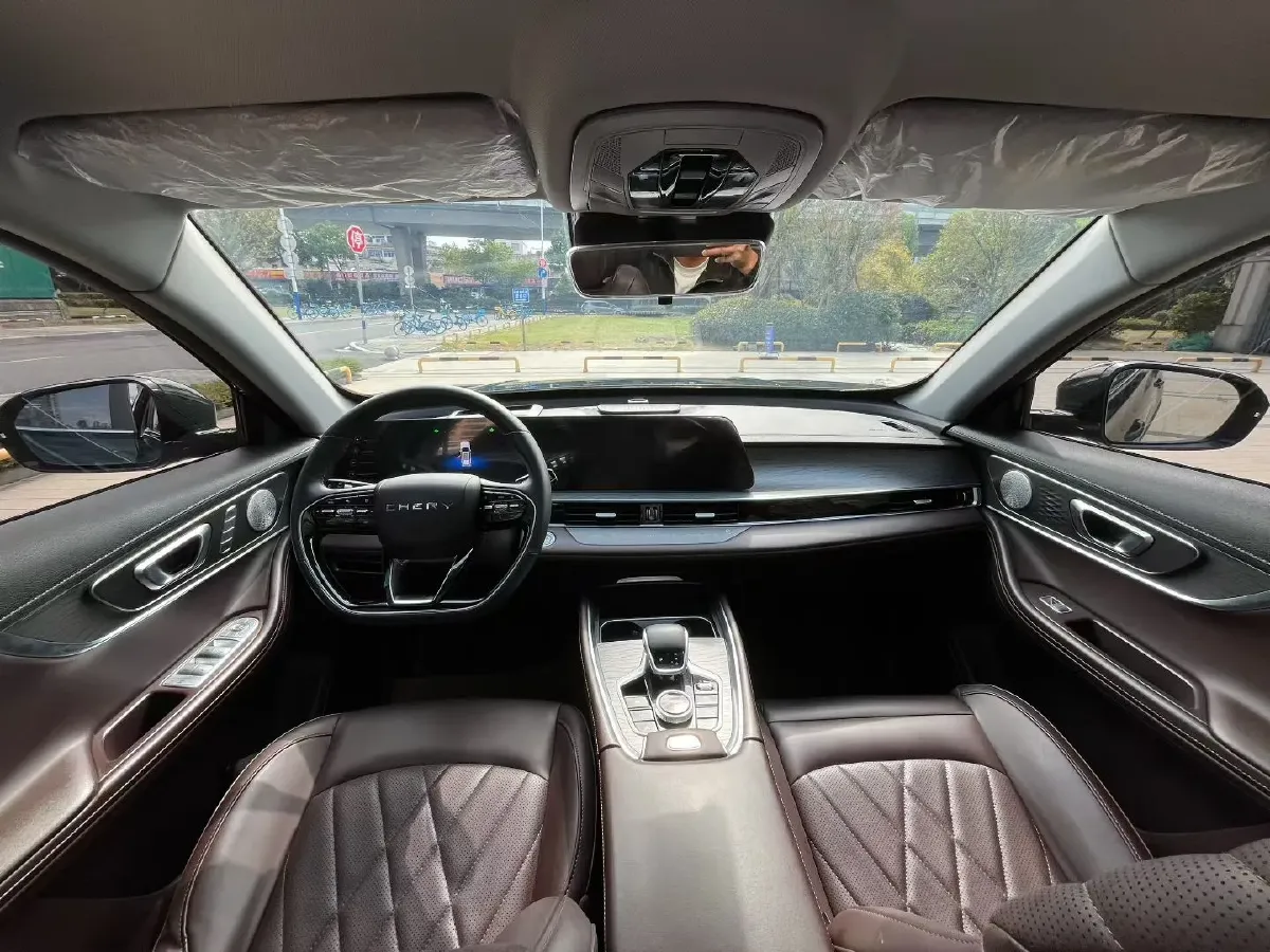 2022 Chery Tiggo 8 PRO 1.6T 197HP L4 7DCT,autocango,china used car exporter,china ev exporter,chinese used car exporter,chinese used ev exporter