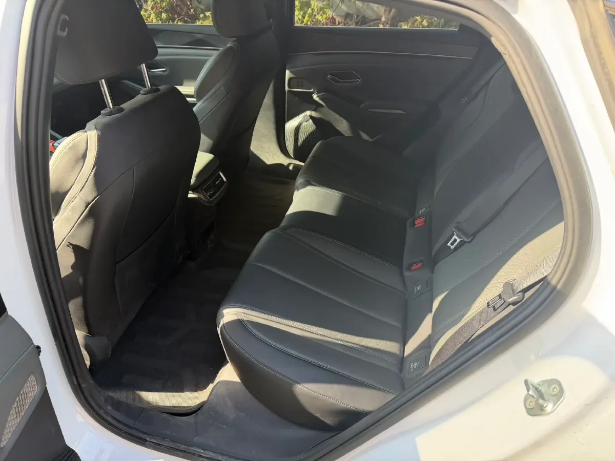 2024 BYD Qin Plus 1.5L 110HP L4 E-CVT PHEV 8.32KWH,autocango,china used car exporter,china ev exporter,chinese used car exporter,chinese used ev exporter