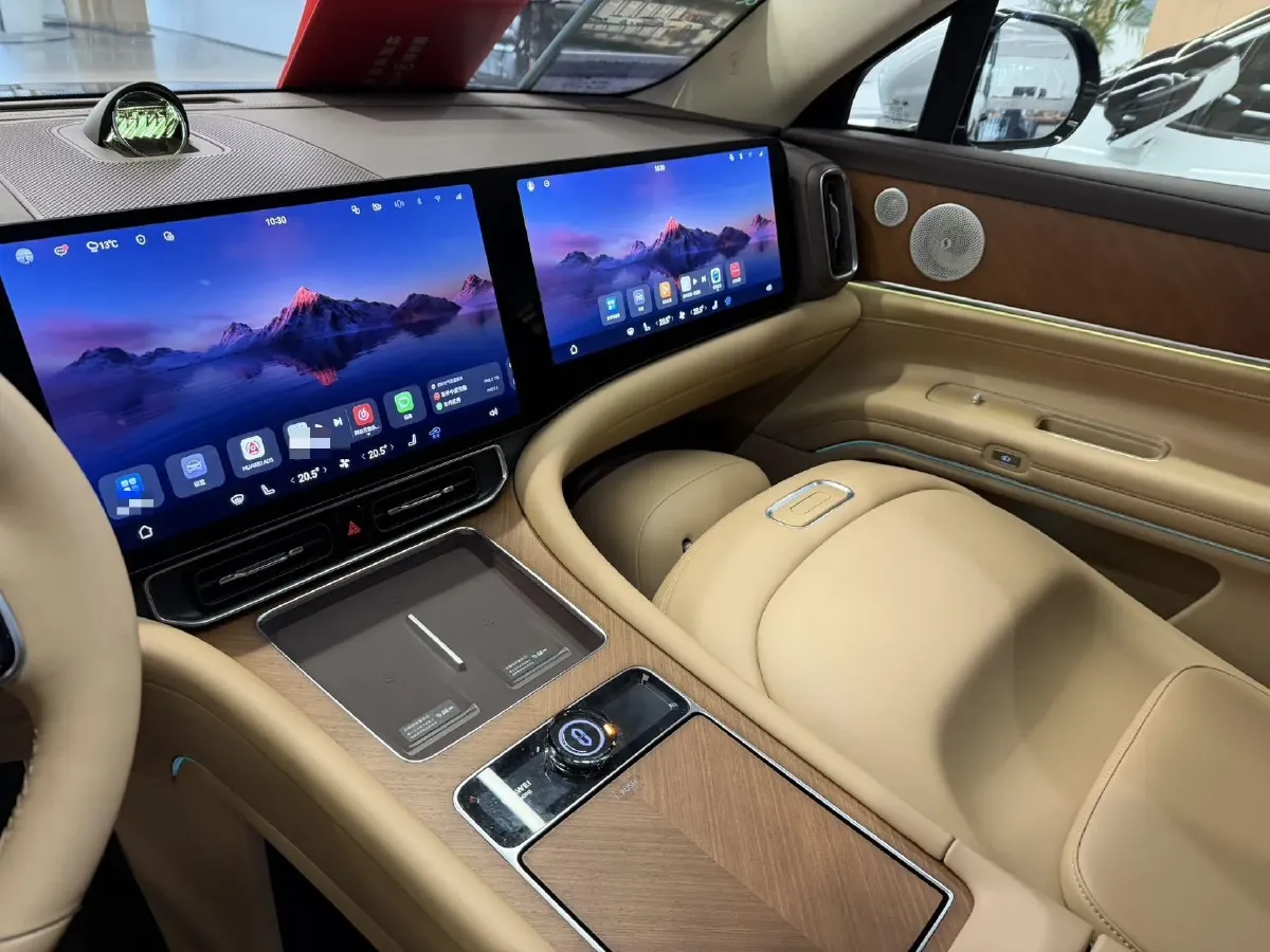 2024 AITO AITO M9 1.5T 152HP L4 REEV 42KWH,autocango,china used car exporter,china ev exporter,chinese used car exporter,chinese used ev exporter