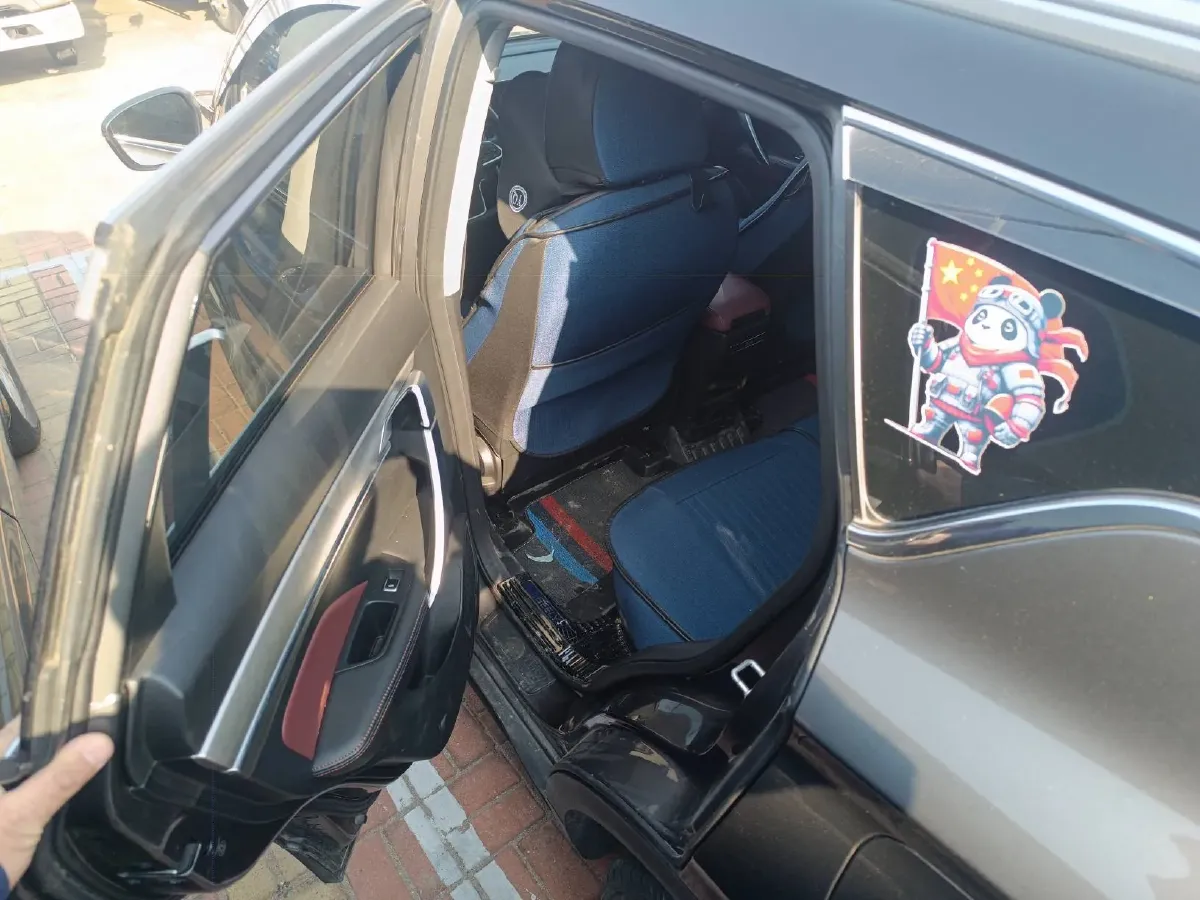 2021 Geely Coolray 1.4T 141HP L4 6DCT,autocango,china used car exporter,china ev exporter,chinese used car exporter,chinese used ev exporter