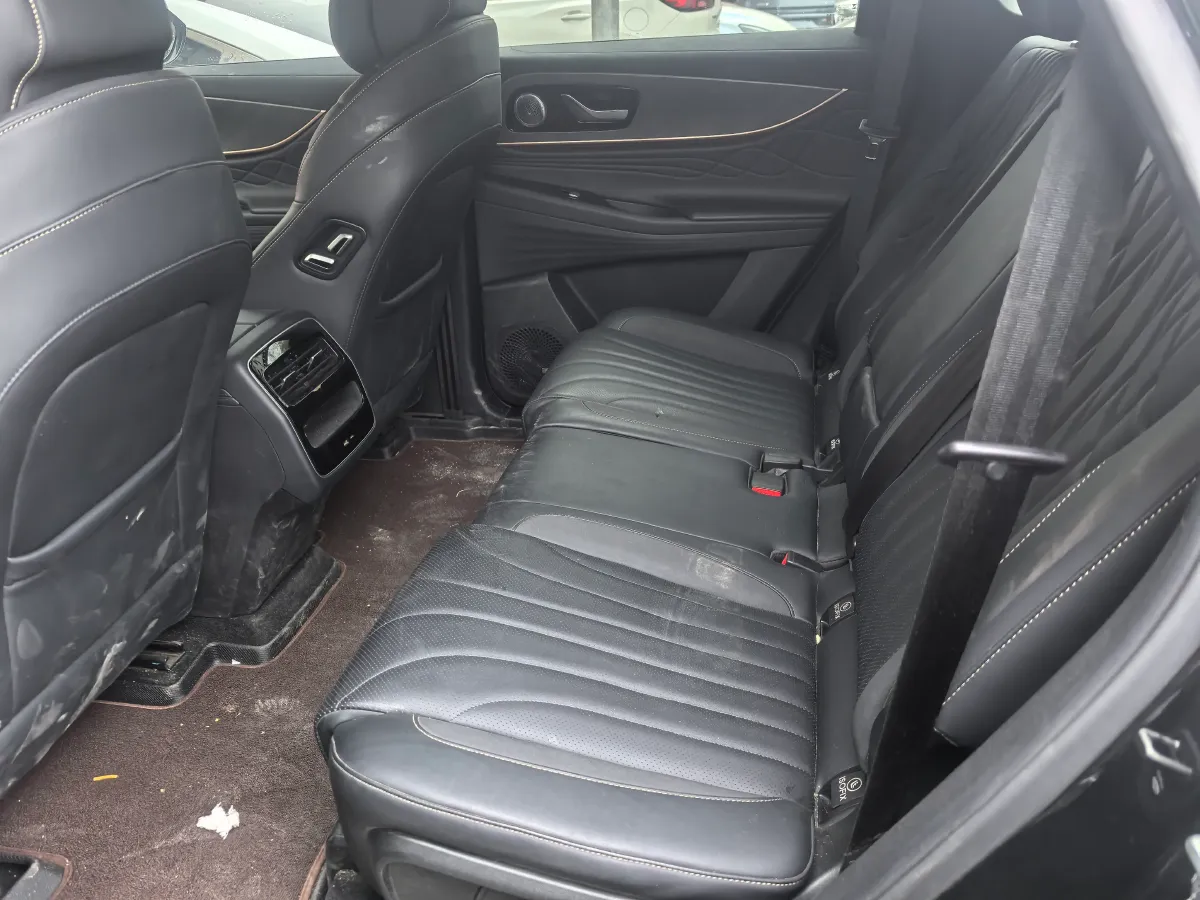 2025 Chery Tiggo 9 2.0T 261HP L4 8AT,autocango,china used car exporter,china ev exporter,chinese used car exporter,chinese used ev exporter