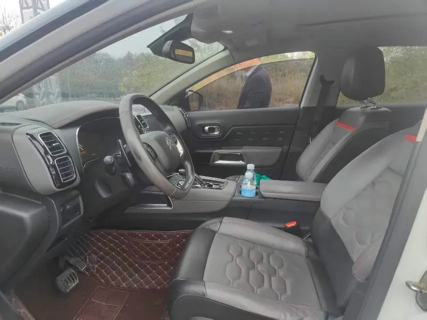 2017 Citroen C5 Aircross 1.8T 204HP L4 6AT,autocango,china used car exporter,china ev exporter,chinese used car exporter,chinese used ev exporter