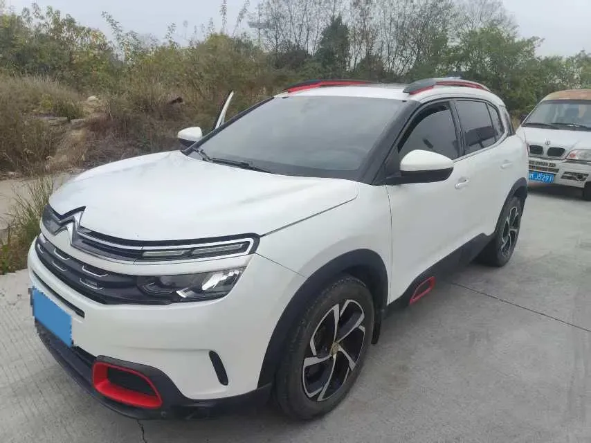 2017 Citroen C5 Aircross 1.8T 204HP L4 6AT,autocango,china used car exporter,china ev exporter,chinese used car exporter,chinese used ev exporter