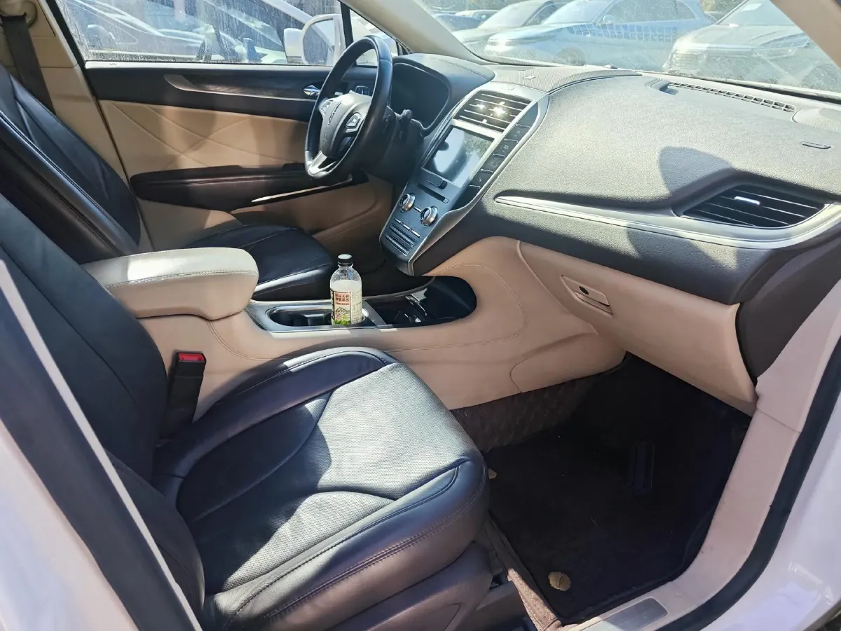 2016 Lincoln MKC 2.0T 203HP L4 6AT,autocango,china used car exporter,china ev exporter,chinese used car exporter,chinese used ev exporter