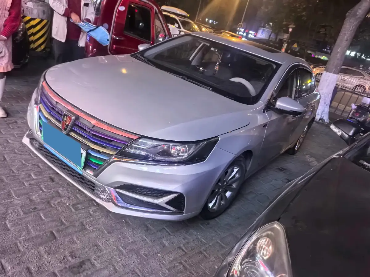 2017 Roewe i6 1.0T 125HP L3 2AT PHEV