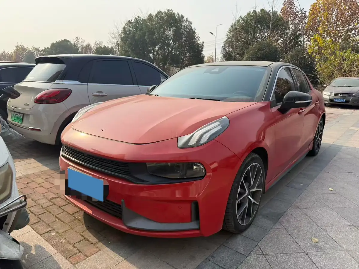 2019 LYNK&CO 03 2.0T 190HP L4 6AT