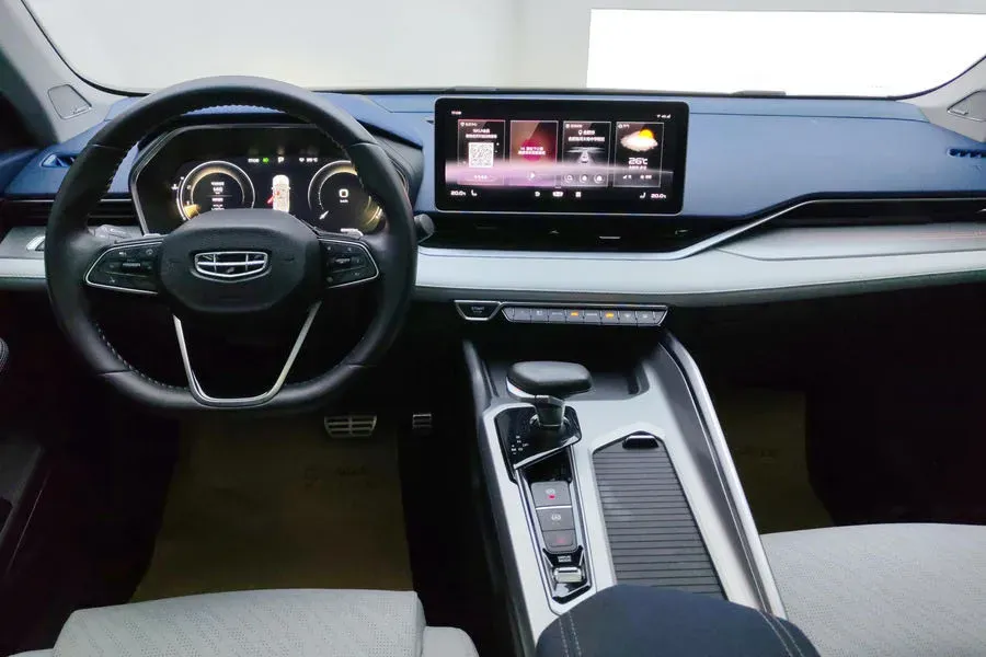 2021 Geely Preface 2.0T 190HP L4 7DCT,autocango,china used car exporter,china ev exporter,chinese used car exporter,chinese used ev exporter