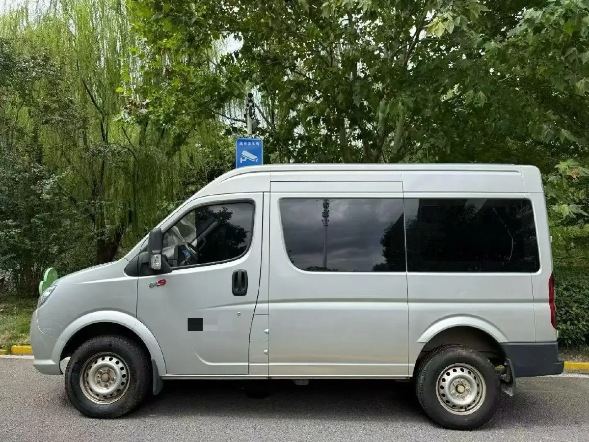 2021 DongFeng DFAC YuFeng 2.3T 136HP L4 6MT,autocango,china used car exporter,china ev exporter,chinese used car exporter,chinese used ev exporter