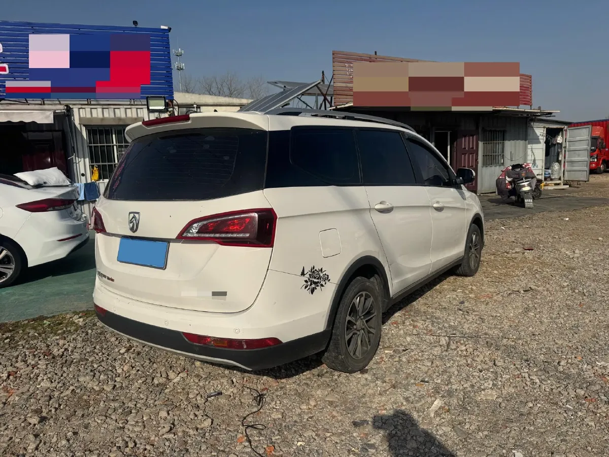 2019 BaoJun 730 1.5T 147HP L4 CVT,autocango,china used car exporter,china ev exporter,chinese used car exporter,chinese used ev exporter