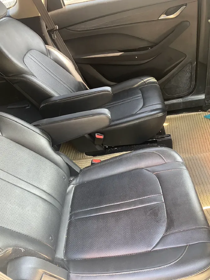 2018 BaoJun 360 1.5L 112HP L4 6MT,autocango,china used car exporter,china ev exporter,chinese used car exporter,chinese used ev exporter