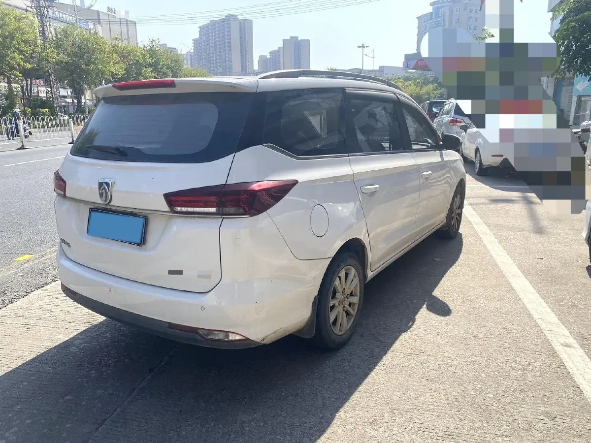 2018 BaoJun 360 1.5L 112HP L4 6MT,autocango,china used car exporter,china ev exporter,chinese used car exporter,chinese used ev exporter