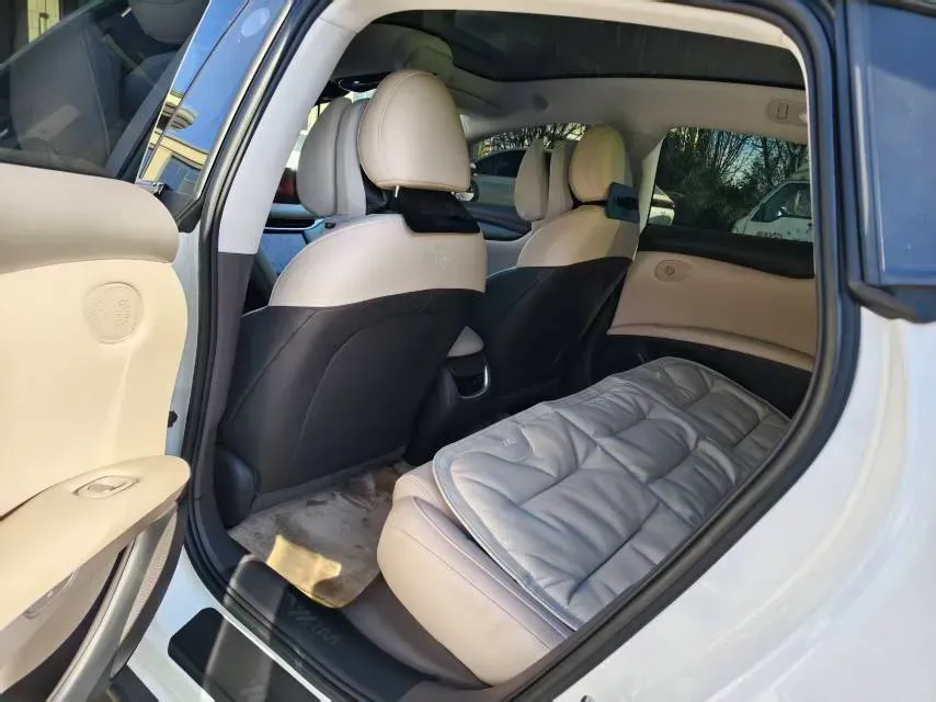 2024 IM L6 BEV 75KWH,autocango,china used car exporter,china ev exporter,chinese used car exporter,chinese used ev exporter