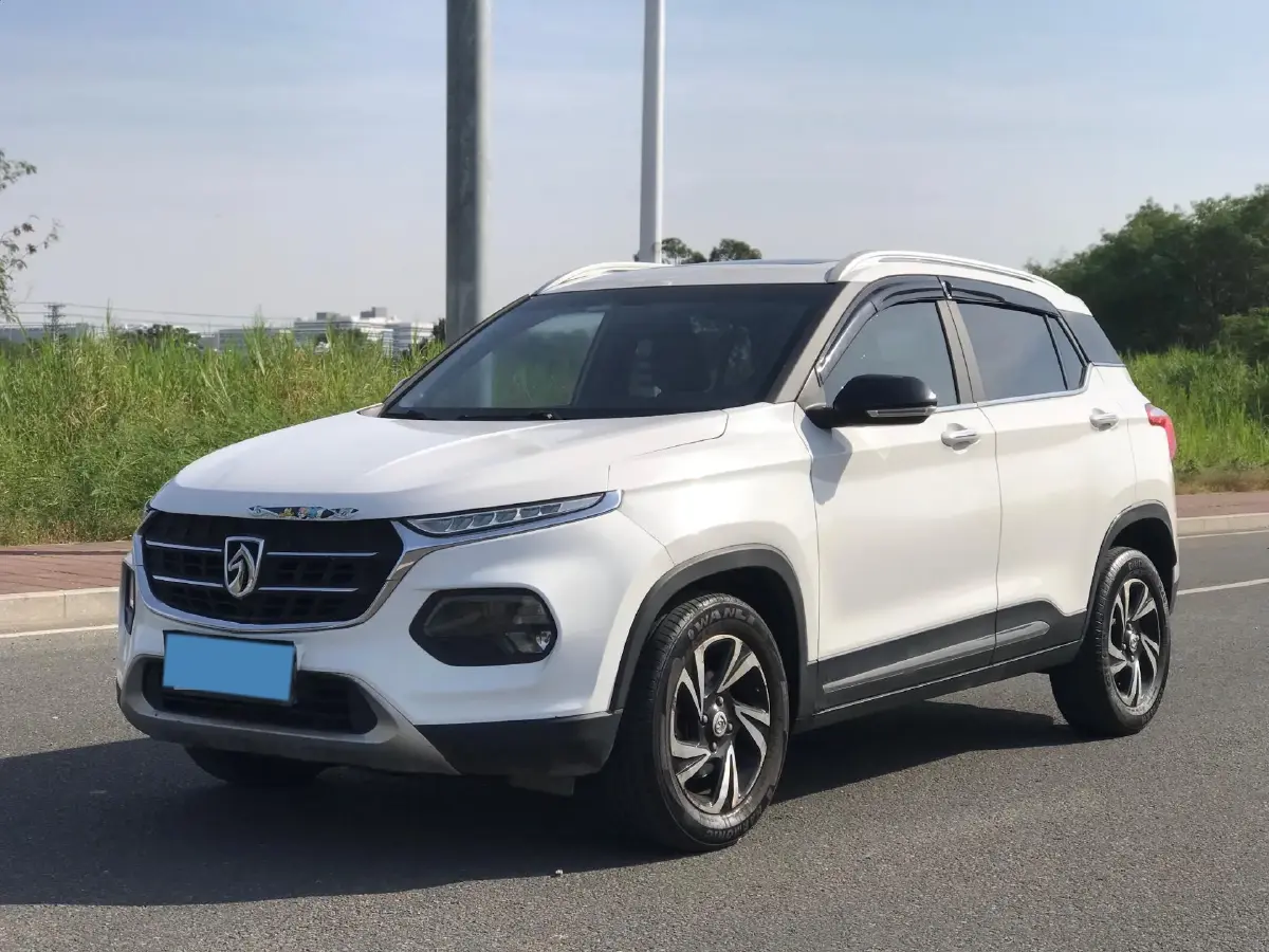 2017 BaoJun 310W 1.5L 105HP L4 6MT