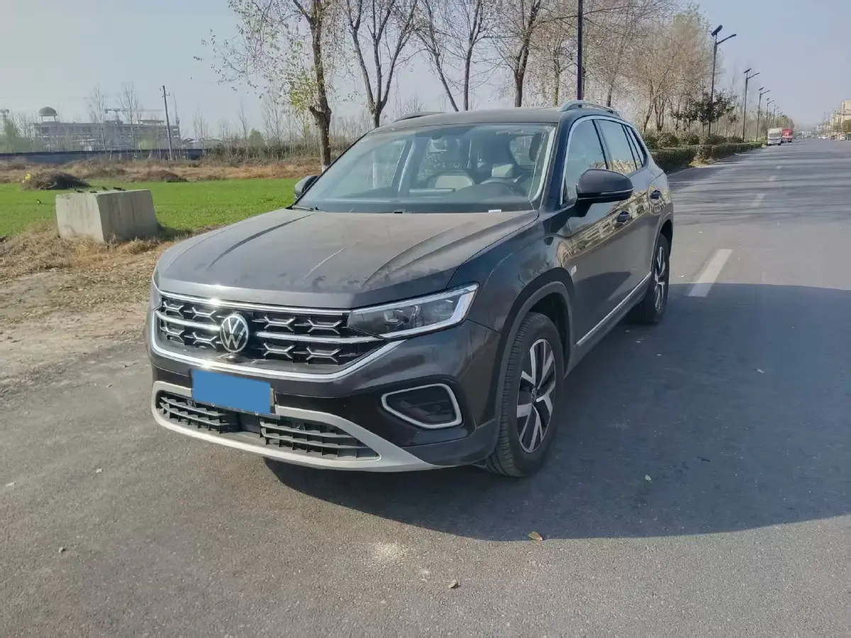 2025 Volkswagen Tayron 1.5T 160HP L4 7DCT