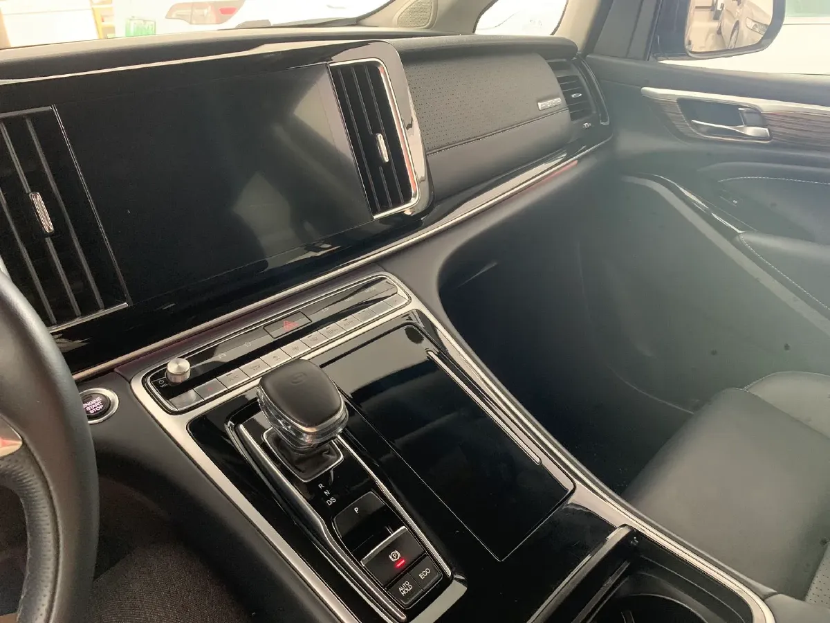 2021 GAC Trumpchi M8 2.0T 252HP L4 8AT,autocango,china used car exporter,china ev exporter,chinese used car exporter,chinese used ev exporter