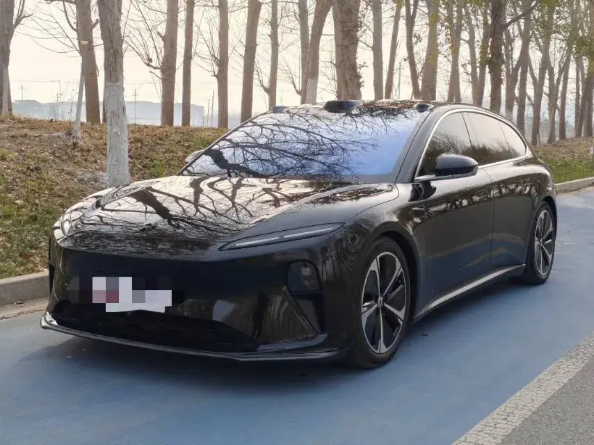 2023 NIO ET5T BEV 75KWH