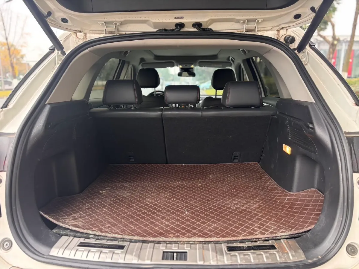 2022 GAC Trumpchi GS4 Plus 2.0T 252HP L4 6AT,autocango,china used car exporter,china ev exporter,chinese used car exporter,chinese used ev exporter