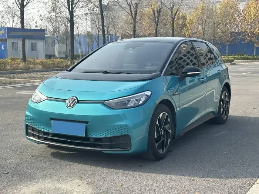 2023 Volkswagen ID.3 BEV 52.8KWH