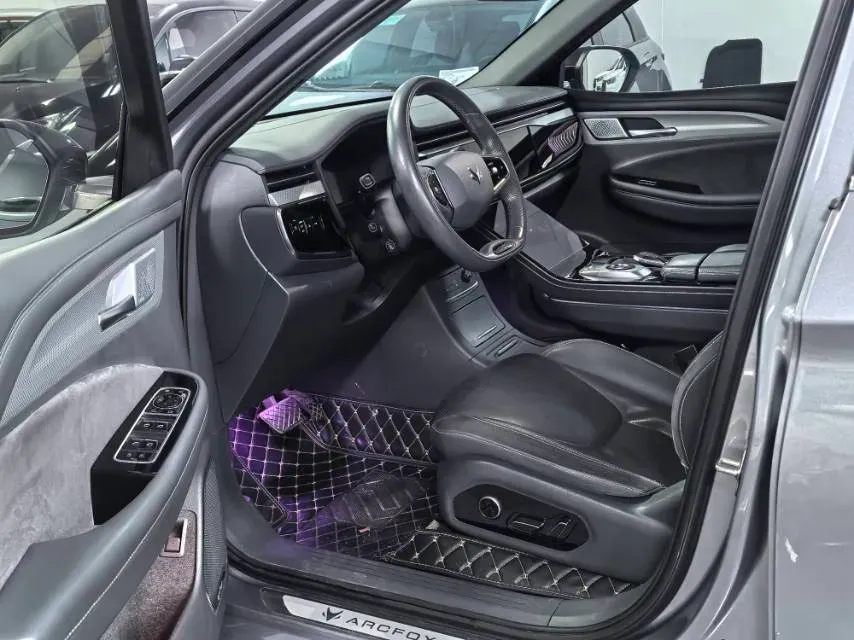 2022 ARCFOX αT BEV 93.6KWH,autocango,china used car exporter,china ev exporter,chinese used car exporter,chinese used ev exporter