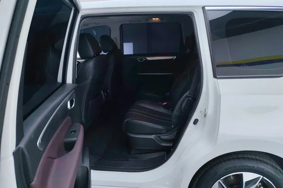 2023 GAC Trumpchi M6 1.5T 177HP L4 7DCT,autocango,china used car exporter,china ev exporter,chinese used car exporter,chinese used ev exporter