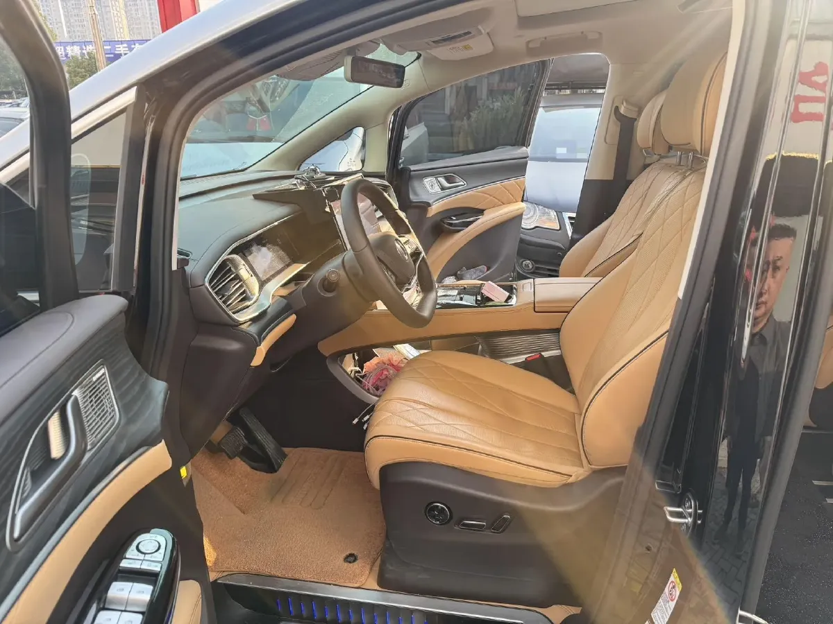 2024 Denza D9 1.5T 139HP L4 E-CVT PHEV 40KWH,autocango,china used car exporter,china ev exporter,chinese used car exporter,chinese used ev exporter