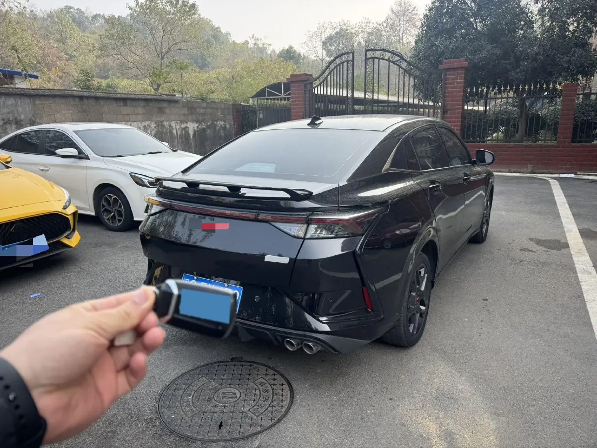 2021 DongFeng Aeolus YiXuan 1.5T 150HP L4 6DCT,autocango,china used car exporter,china ev exporter,chinese used car exporter,chinese used ev exporter