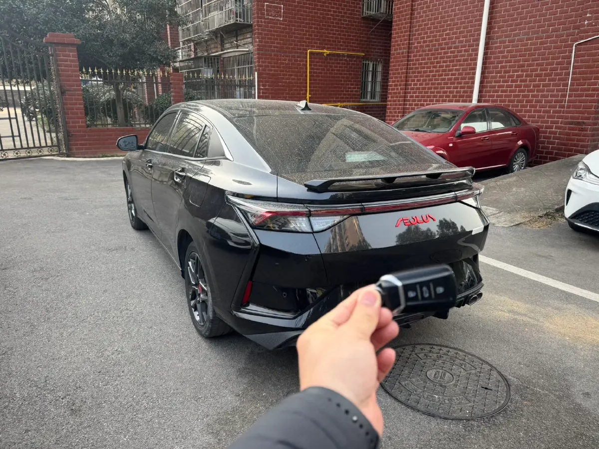 2021 DongFeng Aeolus YiXuan 1.5T 150HP L4 6DCT,autocango,china used car exporter,china ev exporter,chinese used car exporter,chinese used ev exporter