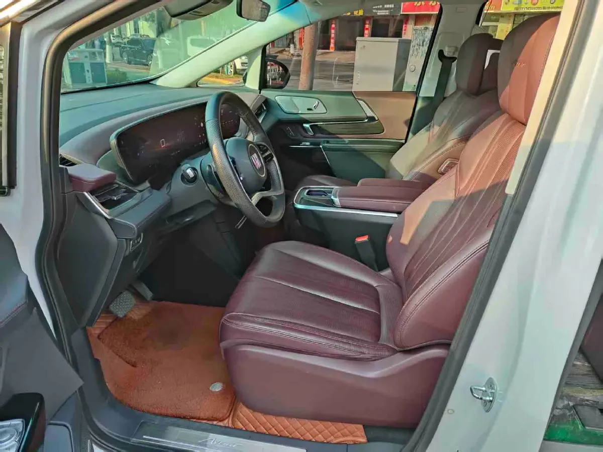 2023 Buick Century 2.0T 237HP L4 9AT,autocango,china used car exporter,china ev exporter,chinese used car exporter,chinese used ev exporter