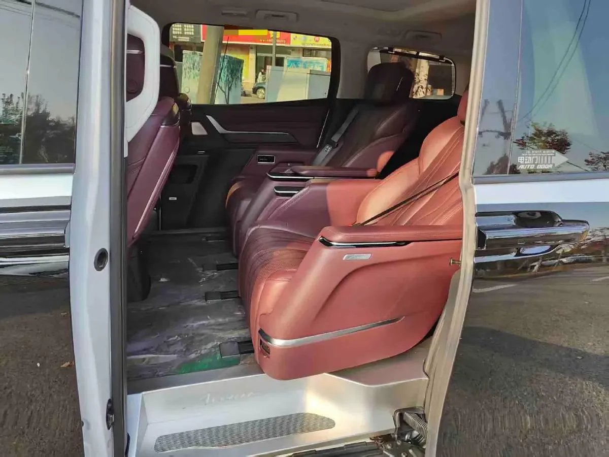 2023 Buick Century 2.0T 237HP L4 9AT,autocango,china used car exporter,china ev exporter,chinese used car exporter,chinese used ev exporter