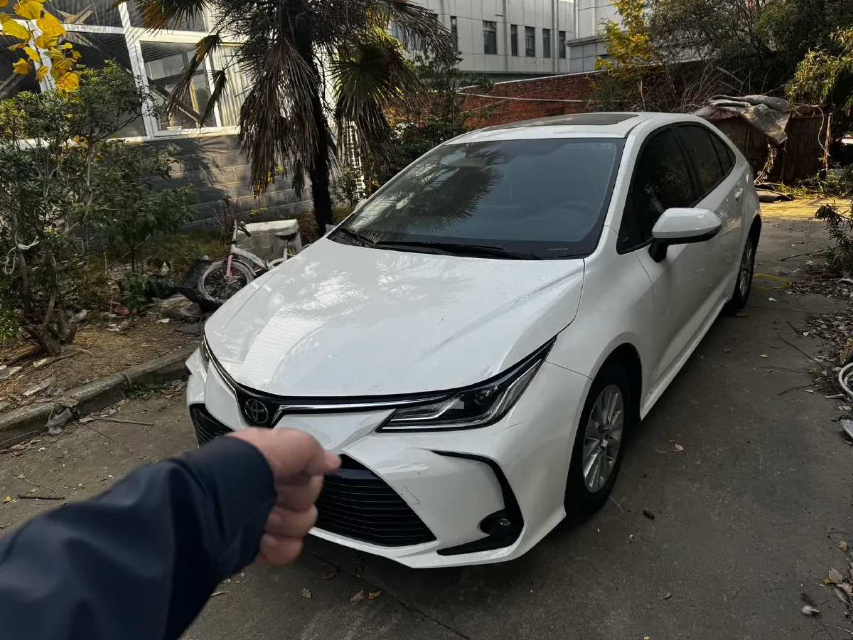 2021 Toyota Corolla 1.5L 121HP L3 CVT,autocango,china used car exporter,china ev exporter,chinese used car exporter,chinese used ev exporter