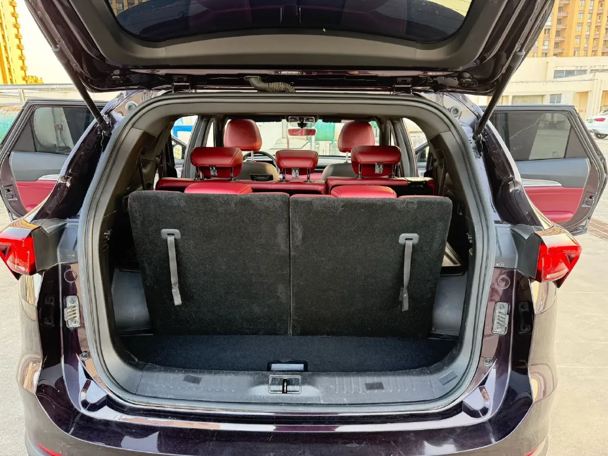 2023 ChangAn Oshan X7 Plus 1.5T 188HP L4 7DCT,autocango,china used car exporter,china ev exporter,chinese used car exporter,chinese used ev exporter