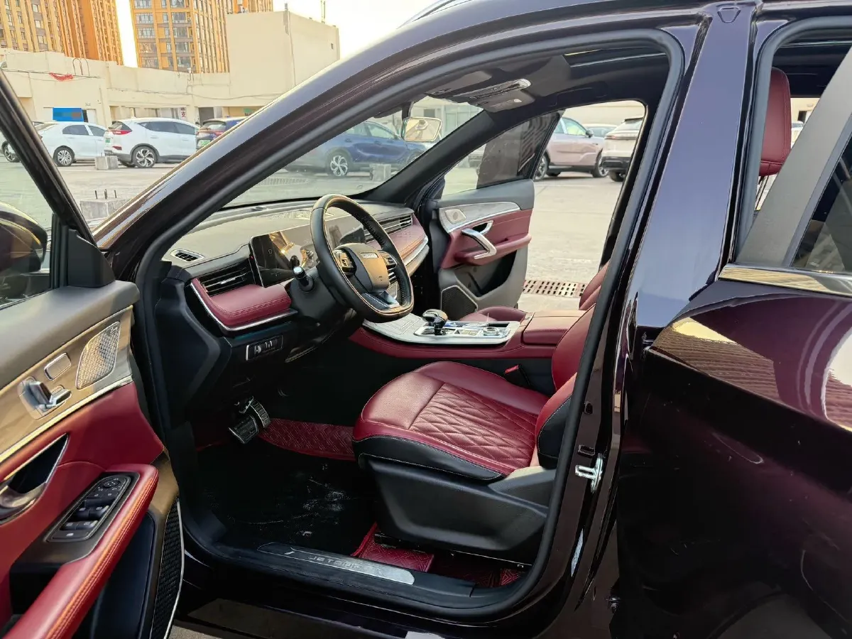 2023 ChangAn Oshan X7 Plus 1.5T 188HP L4 7DCT,autocango,china used car exporter,china ev exporter,chinese used car exporter,chinese used ev exporter