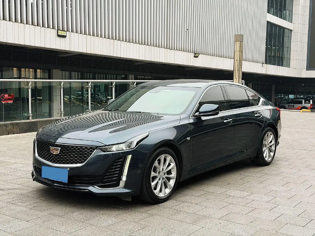 2021 Cadillac CT5 2.0T 237HP L4 10AT